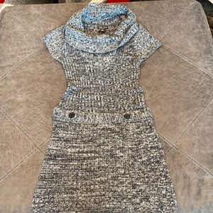 FLASH SALE - Cleaning out closet!

Cute dress